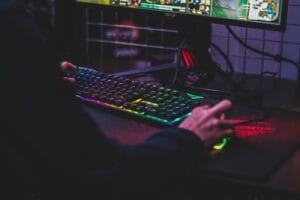 developer analyzing react hooks and solving vite dev server crash loops