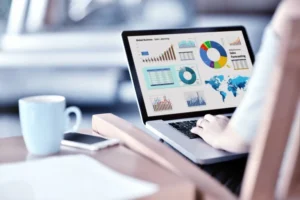 Holiday E-commerce Trends: How AI Is Changing Online Shopping